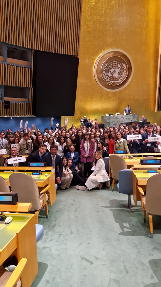 Cerimonia di chiusura al Palazzo di Vetro NMUN NY 2023